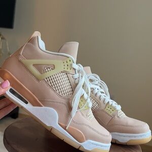 Air Jordan 4 Retro Shimmer